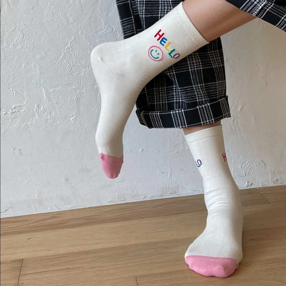 Hello Smiley Socks - Picture 6 of 12